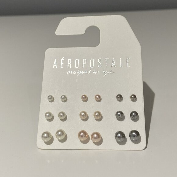 NWT Aéropostale Pearl Stud Earring Set - Picture 2 of 2